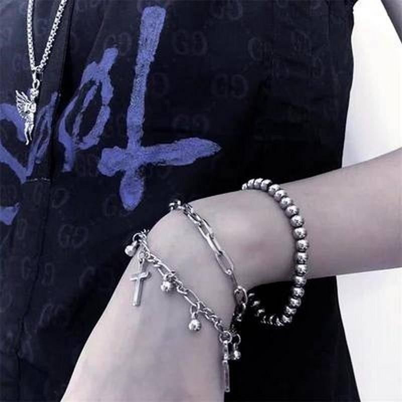 สร้อยข้อมือ 2 ชั้น รูปไม้กางเขนสลับกระดิ่ง สร้อยข้อมือโซ่ สร้อยข้อมือ กำไลข้อมือ เครื่องประดับแฟชั่น เกาหลี  B33