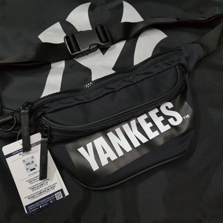 กระเป๋าคาดอก Yankees แท้ 100%