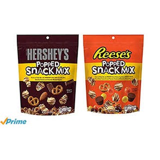 popped snack Popcorn+chocolate+Pretzel สินค้าจาก USA Net:226 g.มีซิปล๊อค Exp.07/2024