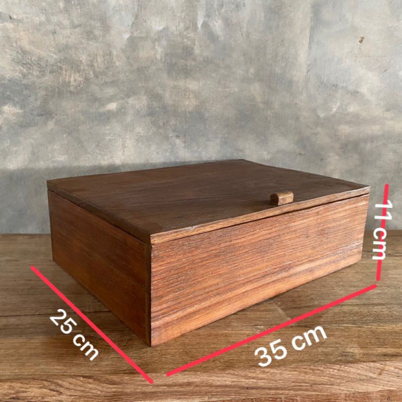 กล่องไม้สัก กล่องเก็บของ จัดระเบียบของ เก็บเงิน แบ่ง 3 ช่อง กว้าง 25 x ยาว 35 x สูง 11 cm งานไม้สักแท้ ไม้สักเก่า