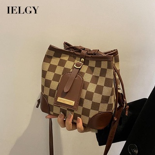 IELGY casual simple messenger female bag checkerboard bucket type