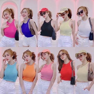 ท็อปแขนกุดทรงมินิมอล สีพื้นเรียบๆ ทรงคอกลม จั้มปลายช่วงเอว