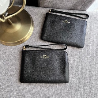 🆕️กระเป๋ากคล้องมือ1 Zip S COACH F58032 IM/BLACK