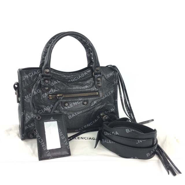 harga balenciaga mini city