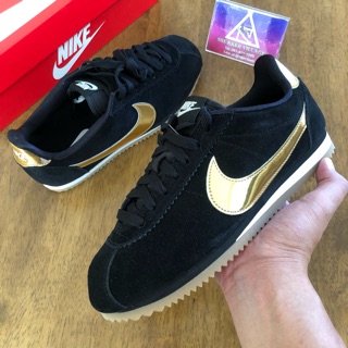 #Nike #Cortez #Suede Color black/metallic gold Code #902856014