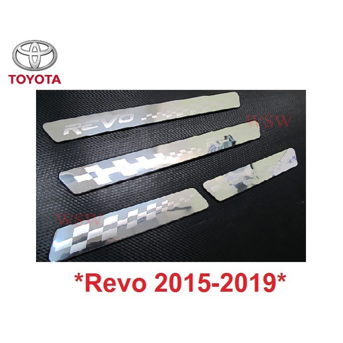 สคัพเพลท Toyota Hilux Revo  2015-2019 รุ่นมีขอบยาง โตโยต้า ไฮลักซ์ รีโว่ 4 ปต ชายบันไดประตู  คิ้วกันรอยขอบประตู ชายบันได