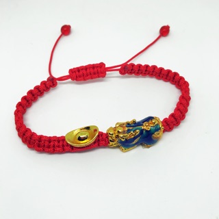 ข้อมือด้ายแดงปี่เซียะเปลี่ยนสี