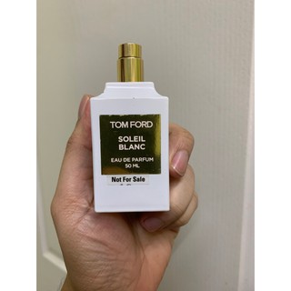 TOM FORD Eau De Soleil Blanc EDT 50ml.  เคาน์เตอร์ 8000 บาทลดเหลือ @ 1850 บาทส่งฟรี   น้ำหอมสุดหรูที่นำเอาความสดชื่น เปล