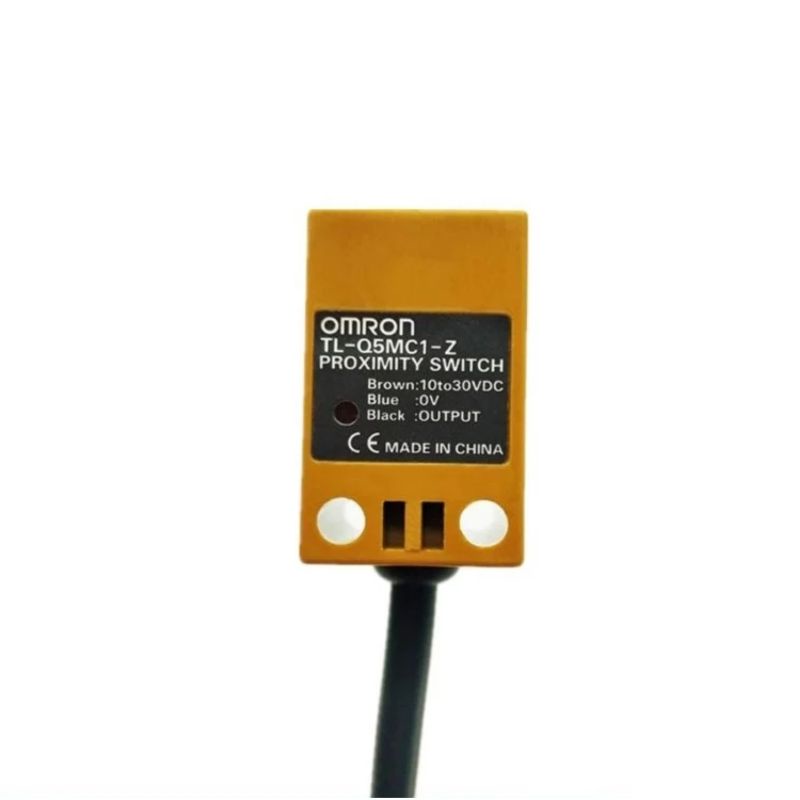OmronเดิมTL-Q5MC1-ZแบนProximity Sensorสวิทช์DC Trilinear 3 Wire 10-30vราคาไม่รวม vat