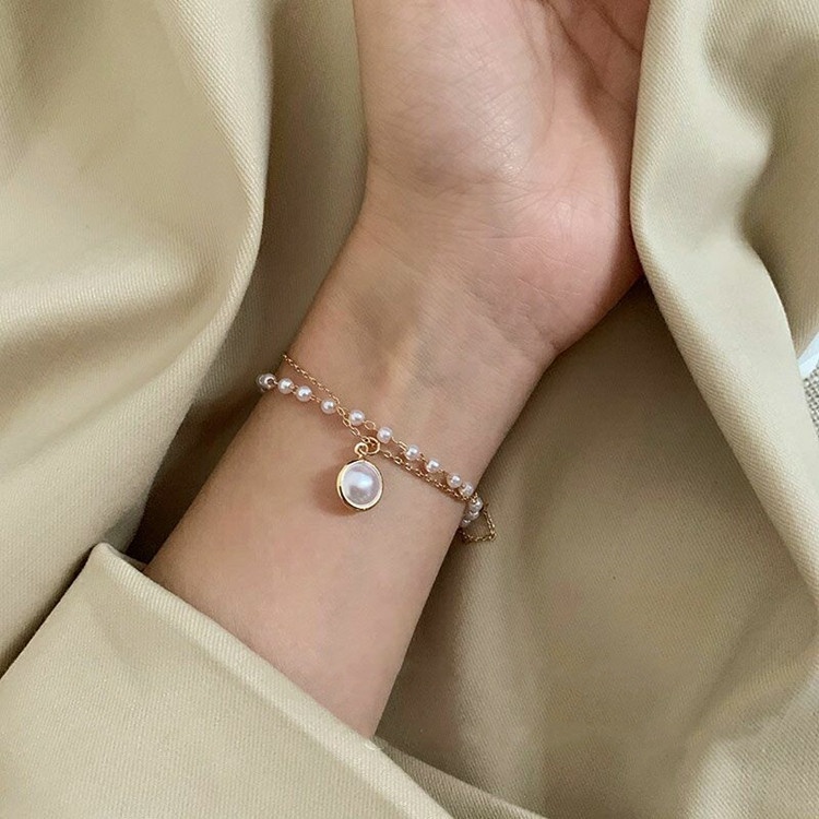 ผู้หญิง แฟชั่นเกาหลี สองชั้น มุก จี้ สร้อยข้อมือ / สุภาพสตรี อารมณ์ หวาน โซ่ สร้อยข้อมือ / เด็กผู้หญิง ปาร์ตี้ เครื่องประดับ อุปกรณ์