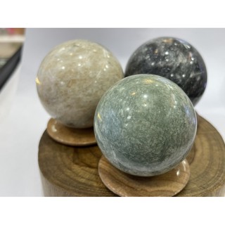 ลูกหยกธรรมชาติ Natural jade ball shaped for decoration