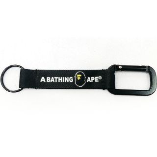 พวงกุญแจ​เกี่ยวหูกางเกง  A Bathing Ape