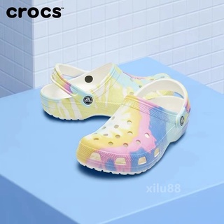 Crocs รองเท้าแตะ แบบมีรู สไตล์คลาสสิก