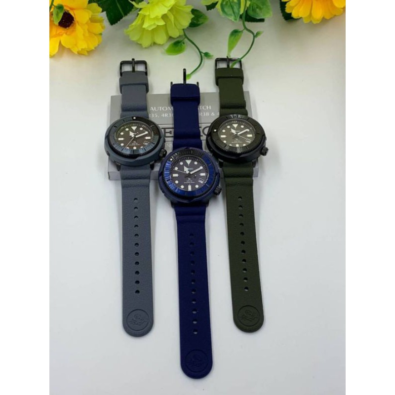 SEIKO PROSPEX Street Series Solar Diver's 200m