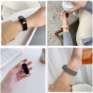 Xiaomi Band 7/6NFC สายรัดข้อมือ หญิง ห่วงแม่เหล็ก สายรัดข้อมือ 4/5 รุ่น 3 สายรัดข้อมือ สายรัดข้อมือ กีฬา เปลี่ยนได้ สายรัดซิลิโคน