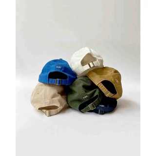 HAY / CAP สินค้าพร้อมจัดส่ง