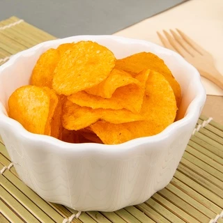 KARAMUCHO FLAT CUT HOT CHILI 86G (17931) คารามูโจ้แผ่นเรียบ รสฮ๊อตชิลลี่ POTATO CHIPS JAPANESE SNACK