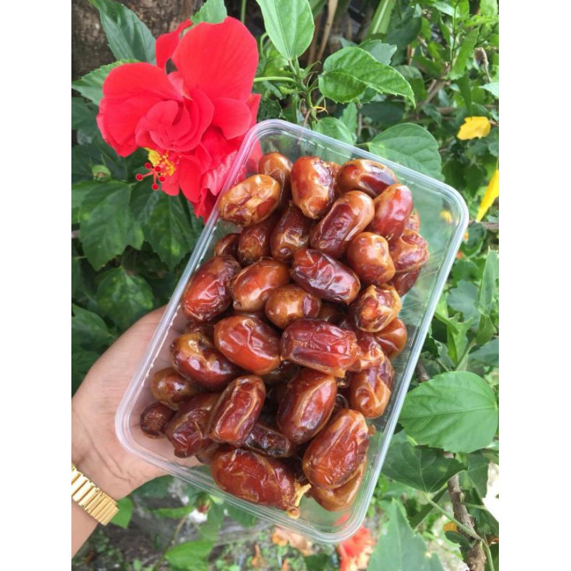 อินทผาลัมคาลาส 55บาทครึ่งกิโล