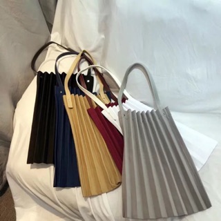 💛กระเป๋าพลีท Pleated Bag💛