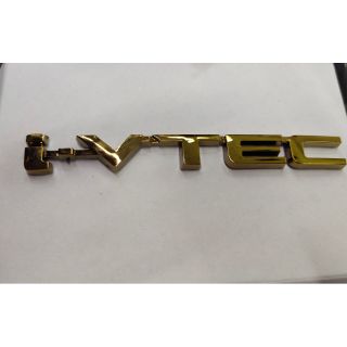 โลโก้  พลาสติก i-VTEC.  ทอง