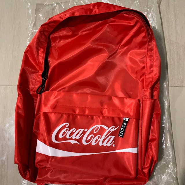 กระเป๋าเป้ Coca-Cola ของ Pacific Union เท่แบบไม่เหมือนใคร