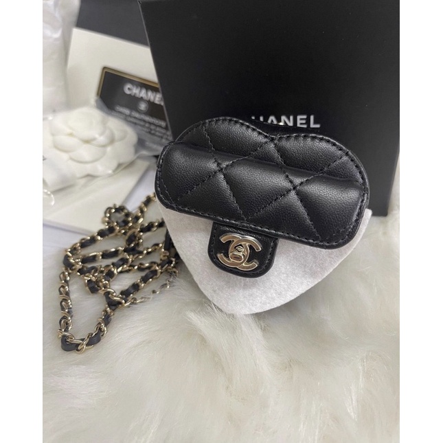 Chanel Heart Zipped Coin Purse Necklace