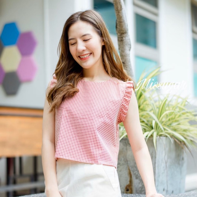 เสื้อเที่ยว​ คริสมาสต์ แฟชั่น สุภาพ​ เที่ยวคาเฟ่​ ลายสก๊อต เกาหลี​ ทรงสวย แขนกุด แต่งระบาย (ขายดี)