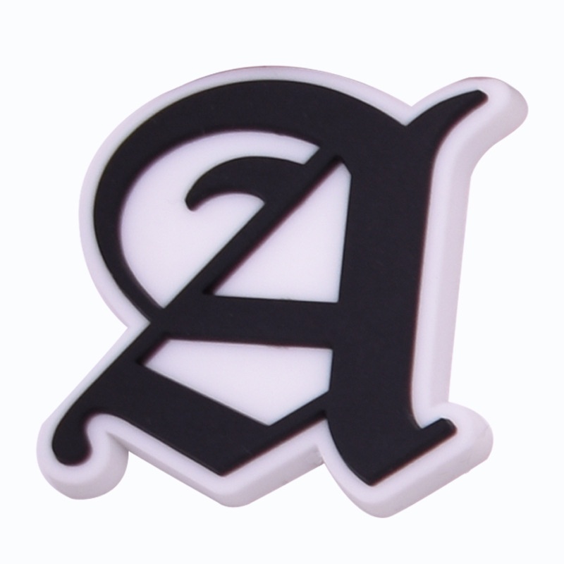 Crocs Jibbitz Pins 26 ตัวอักษร AZ ตัวอักษรกรีก DIY รองเท้าปุ่มเสน่ห์
