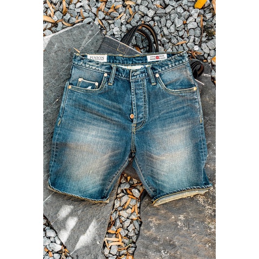 pinion ขาสั้นฟอกบลูใหม่