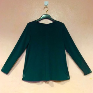 Zara เสื้อคอกลมแขนยาวสีเขียว ต่อช่วงอก มือ1 ป้ายห้อย