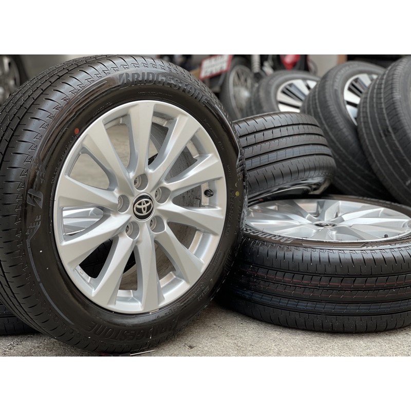 ล้อAllNewCamry ขอบ17”พร้อมยาง บริสโตนT005A 215/55/17”ปี20