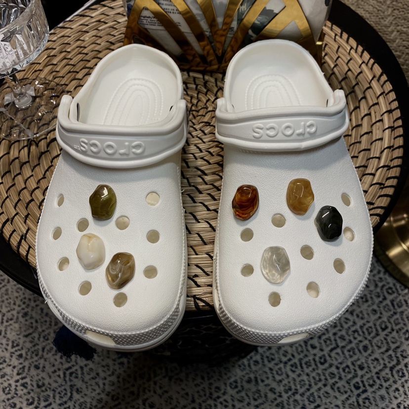 【 Ooyoudo】สติกเกอร์หัวเข็มขัด สําหรับตกแต่ง croc จํานวน 1 ชิ้น【แตะผู้หญิง jibitz อุปกรณ์เสริม】