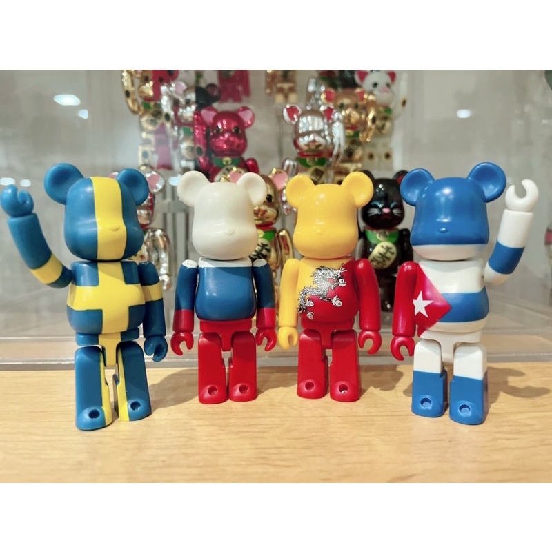 (ของแท้ไม่มีกล่อง) Be@rbrick Flag: Series 16 Sweden, Series 17 Russia, Series 24 Bhutan, Series 26 C