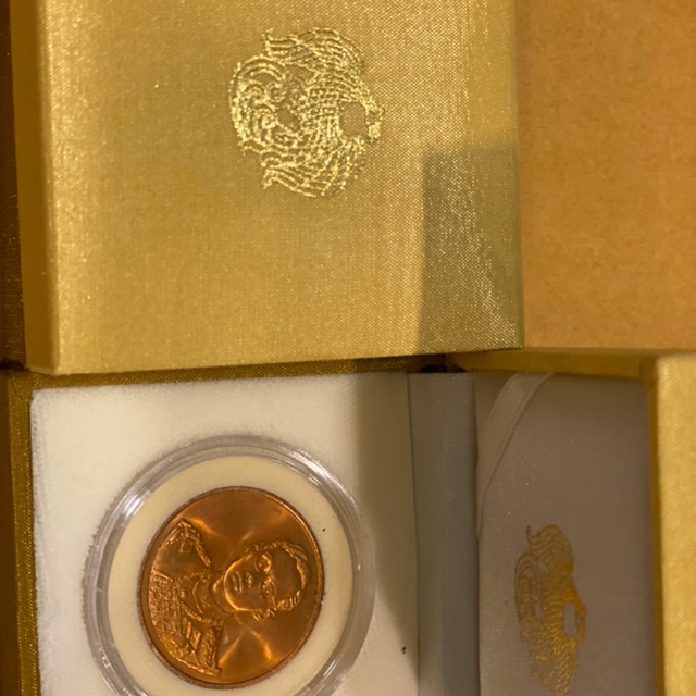 ชุดเหรียญทองแดงแท้ มี 3 แบบ ชุดละ 300 บาท