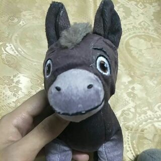 ตุ๊กตาลา  จากเรื่อง spirit riding free ราคา 30 บาท