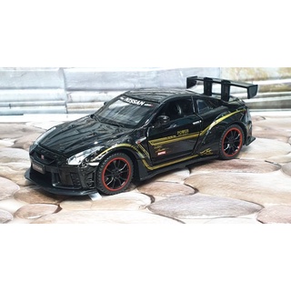 โมเดลรถเหล็ก GTR R35 ขนาดสเกล 1:32