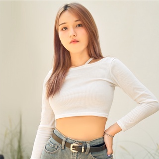 เสื้อครอปท็อปสีขาว (Crop Top) - White