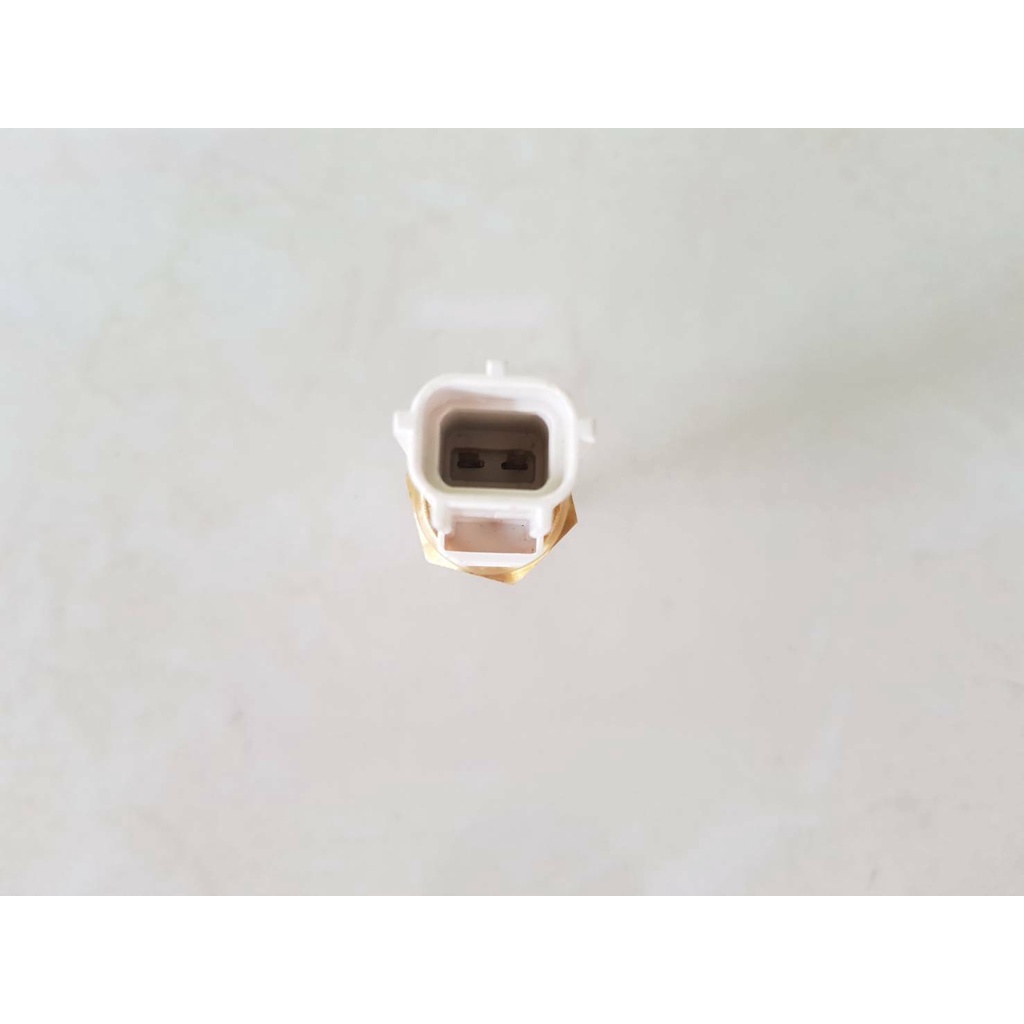 สวิทความร้อน(เซ็นเซอร์วัดอุณหภูมิ) TOYOTA VIGO 2500,3000,1KD,2KD #KW6H ไต้หวัน ตัวละ280บาท