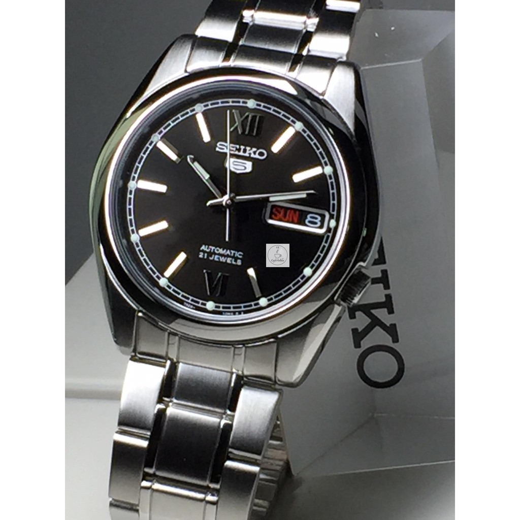 นาฬิกา ไซโก้ ผู้ชาย SEIKO 5 Automatic รุ่น SNKL55K1 หน้าปัดสีดำ ตัวเรือนและสายเป็นสแตนเลส จาก CafeNalika รับประกันของแท้