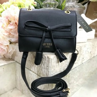 💯 New Arrival! Guess Detail Crossbody Flap Bag Y2019 🍭