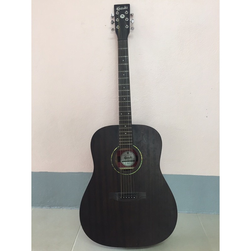กีต้าร์Kazukiโปร่งไฟฟ้า มือสองสภาพดี