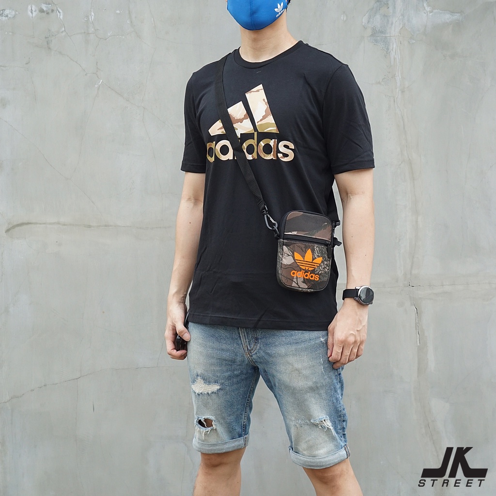 [โค้ด 15X5FE ลด 15%] กระเป๋า adidas Camo Festival Bag FT9302 ลิขสิทธิ์แท้ ป้ายช็อปไทย กระเป๋าสะพายข้าง