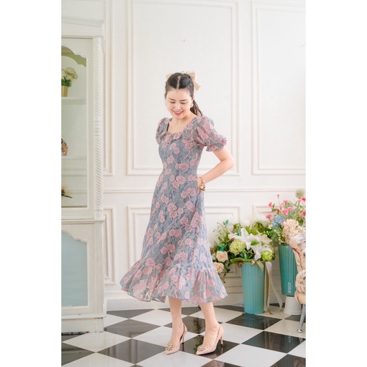 รุ่น Emma Midi Dress Shopee Thailand