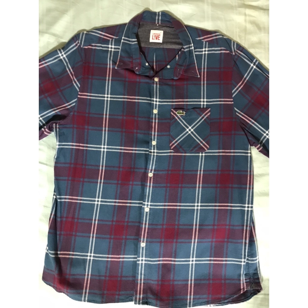 เสื้อLACOSTE LIVE XLแท้ 100% ลายสก็อตแขนยาวม่วงแดง รอบเอว 44นิ้ว รอบอก 44 นิ้ว แขนยาว 26 นิ้ว เสื้อย