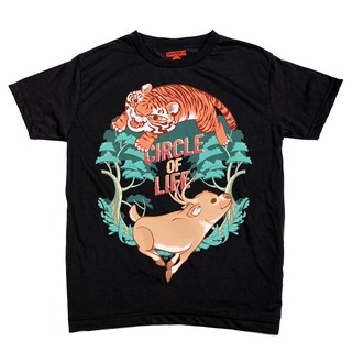 เสื้อยืด แขนสั้น แชปเตอร์วัน สเก๊ตบุ๊ค ลาย วงจรชีวิต ผ้านิ่ม / Circle Of Life Chapter One Sketchbook Soft T-Shirt