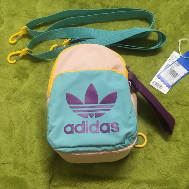 Adidas mini backpack เป้มินิ