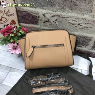 CHARLES &amp; KEITH TRAPEZE CROSSBODY BAG ของแท้ ราคาถูก