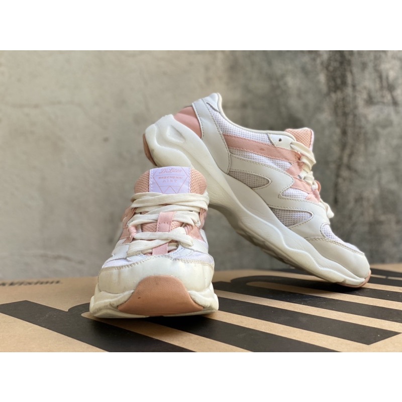 SKECHERS D'lites มือสอง