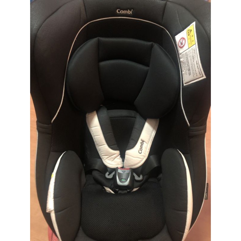 Combi รุ่น Luxtia Turn สีน้ำตาล สภาพ 85%