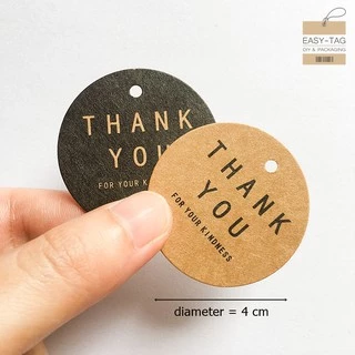 ป้ายแท็กวงกลม THANK YOU ขนาด 4 cm (1 แพ็ค มี 100 ชิ้น) ใช้สำหรับห้อยสินค้าหรือของชำร่วย